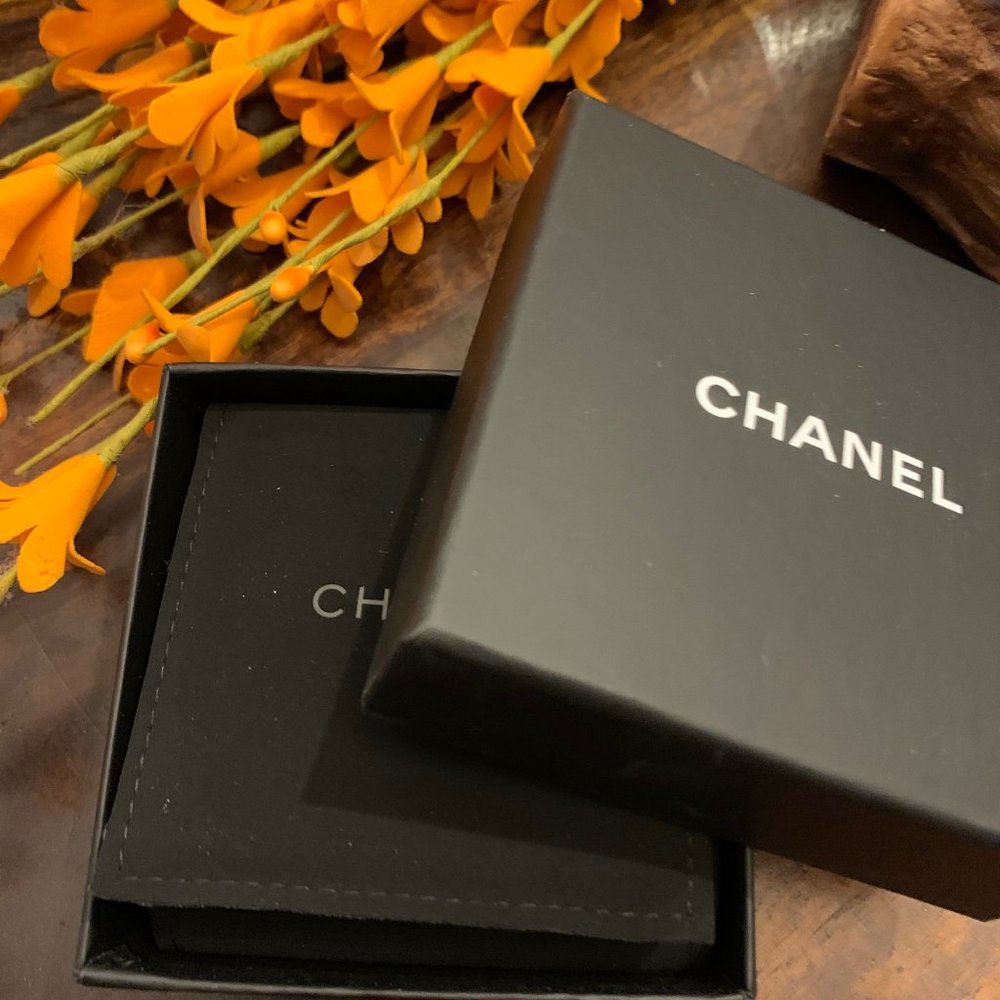 SOLD CHANEL Baguette Crystal CC Brooch Silver - Picture 6 of 6